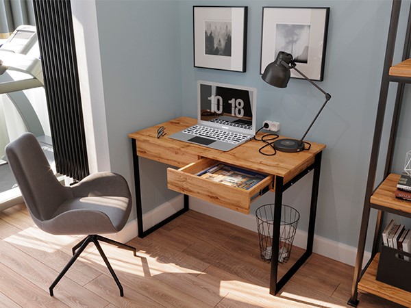 Письменный стол в стиле лофт из дерева и металла